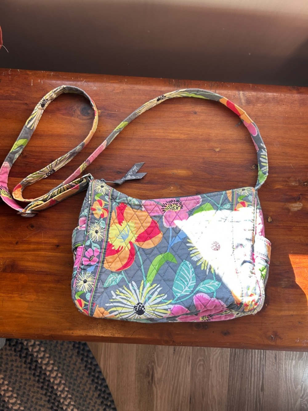 VERA BRADLEY Jazzy Blooms Quilted Tote Purse - Picture 4 of 9